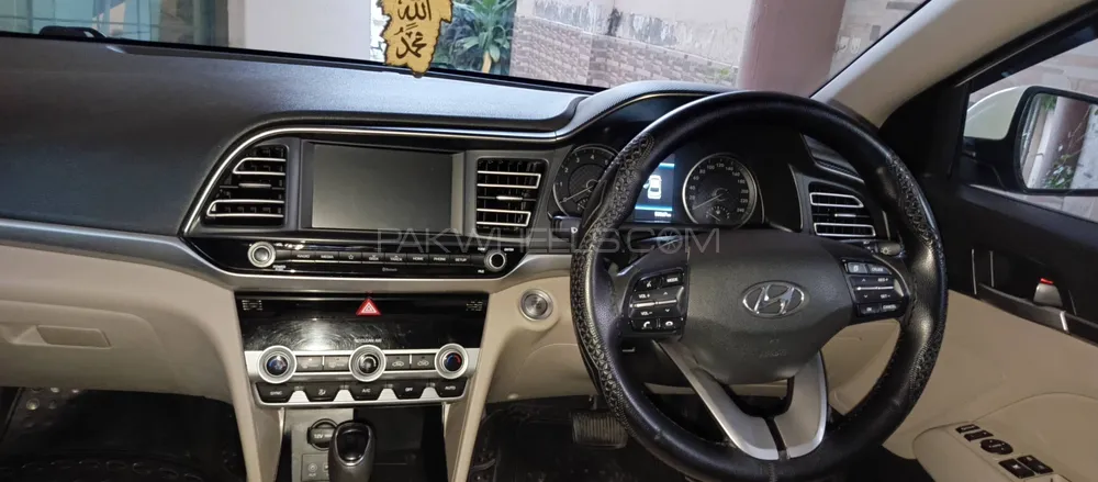 Hyundai Elantra 2021 for Sale in Lahore Hyundai Elantra 2021 for Sale in Lahore Image-7