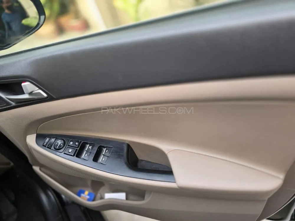 Hyundai Tucson 2020 for Sale in Karachi Hyundai Tucson 2020 for Sale in Karachi Image-2