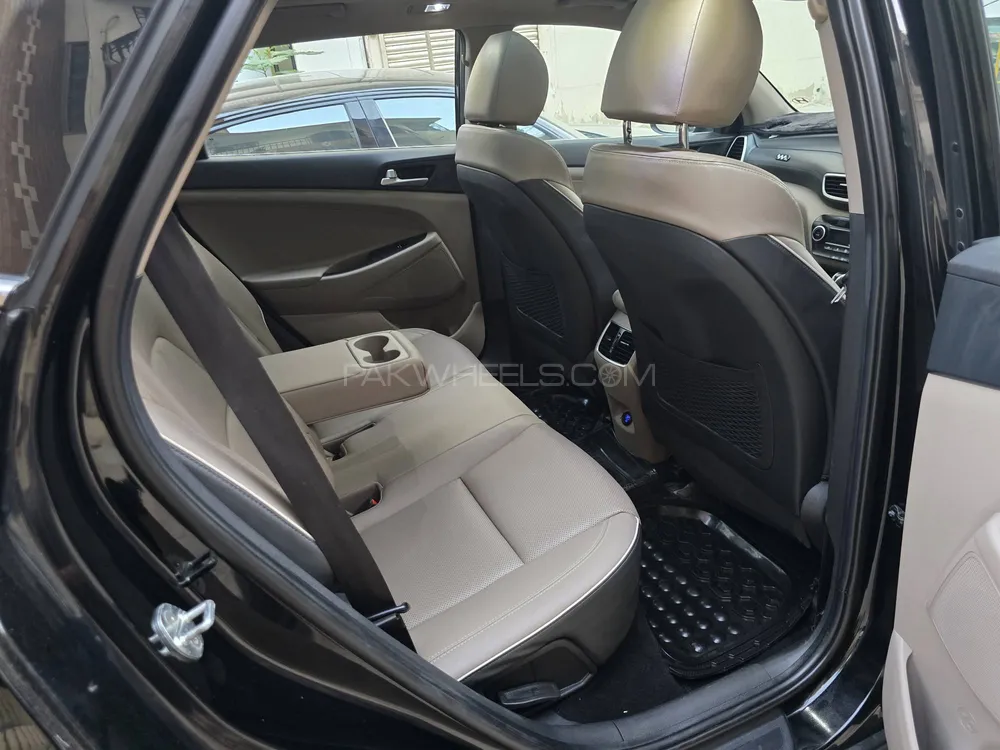 Hyundai Tucson 2022 for Sale in Karachi Hyundai Tucson 2022 for Sale in Karachi Image-9