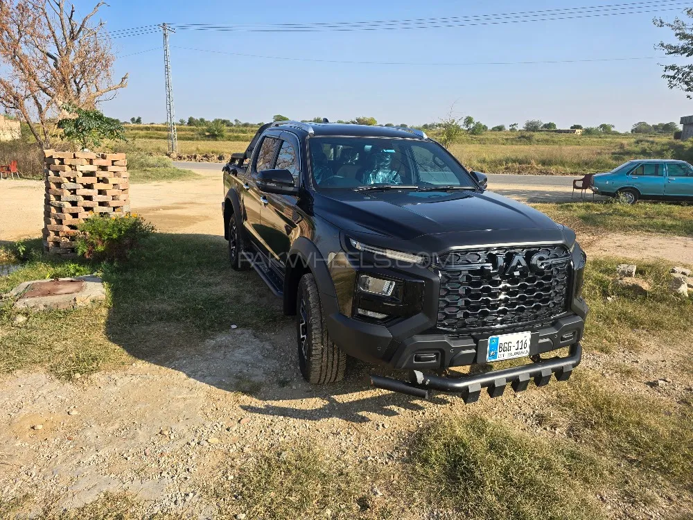 JAC T9 2025 for Sale in Chakwal JAC T9 2025 for Sale in Chakwal Image-7