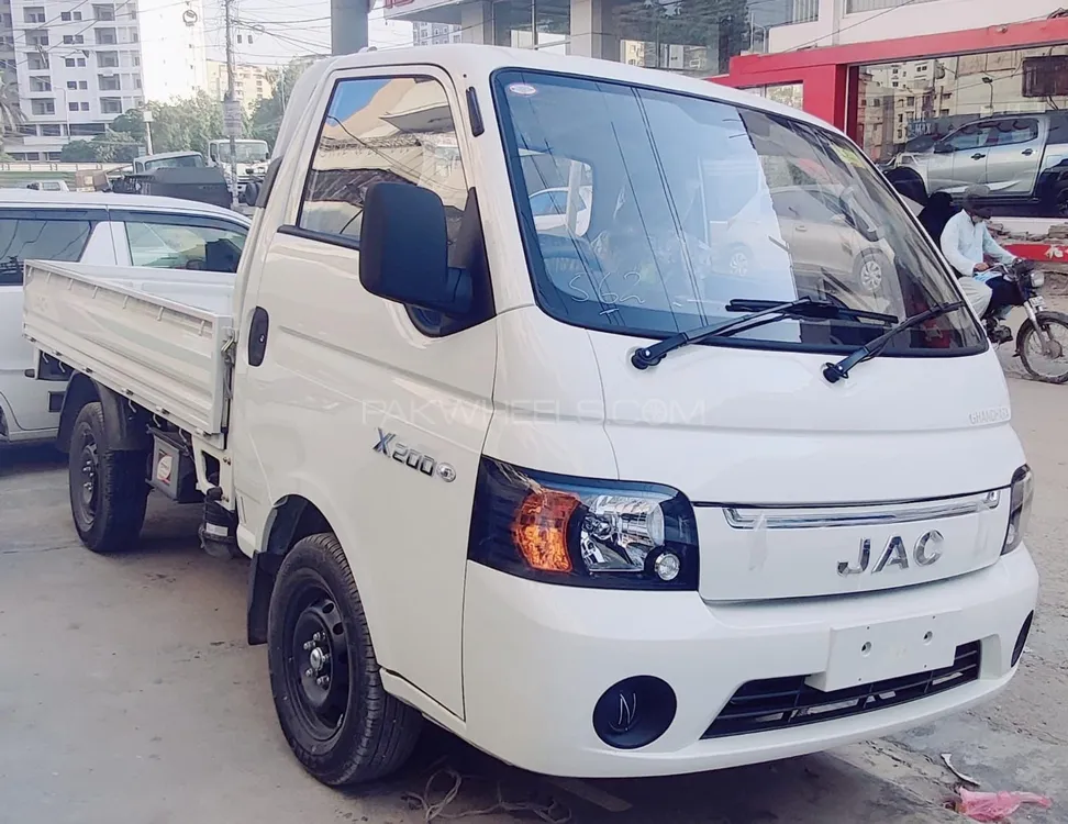 JAC X200 2025 for Sale in Karachi JAC X200 2025 for Sale in Karachi Image-3