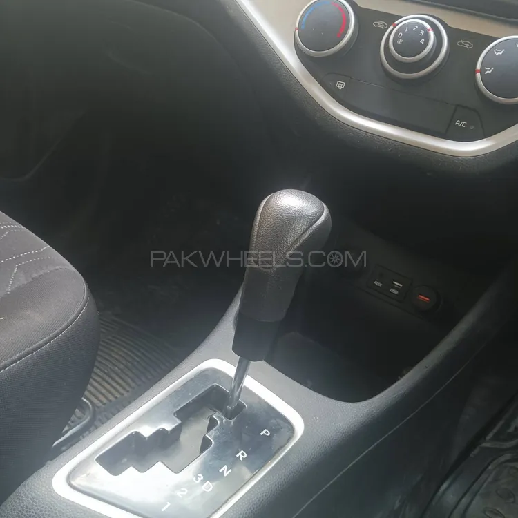 KIA Picanto 2020 for Sale in Karachi KIA Picanto 2020 for Sale in Karachi Image-7