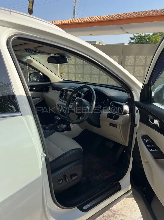 KIA Sorento 2022 for Sale in Lahore KIA Sorento 2022 for Sale in Lahore Image-8