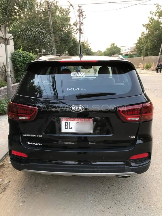 KIA Sorento 2023 for Sale in Karachi KIA Sorento 2023 for Sale in Karachi Image-2