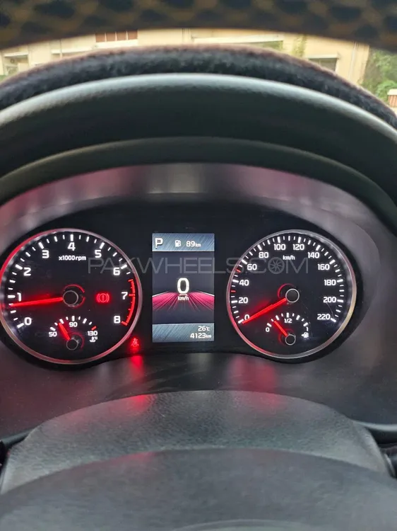 KIA Stonic 2025 for Sale in Karachi KIA Stonic 2025 for Sale in Karachi Image-6