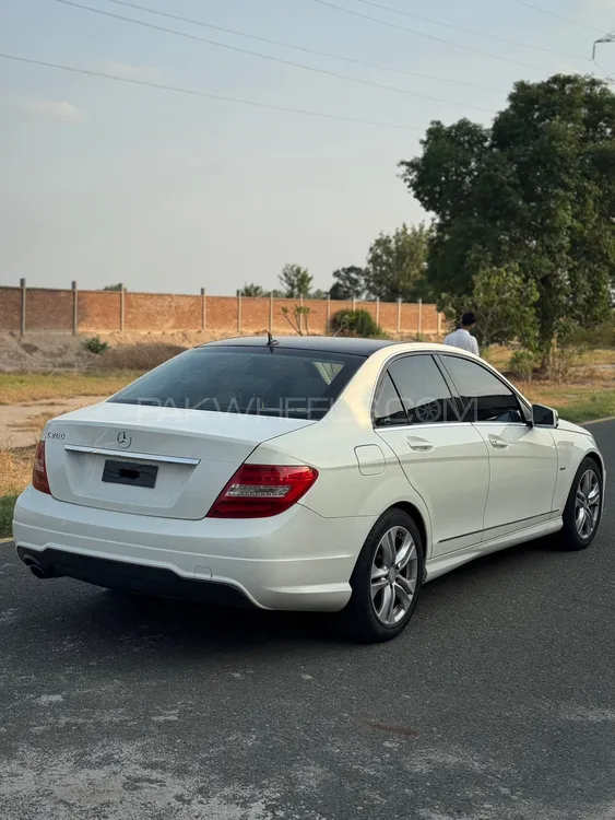 Mercedes Benz C Class 2011 for Sale in Islamabad Mercedes Benz C Class 2011 for Sale in Islamabad Image-3