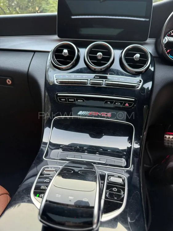 Mercedes Benz E Class 2021 for Sale in Islamabad Mercedes Benz E Class 2021 for Sale in Islamabad Image-11