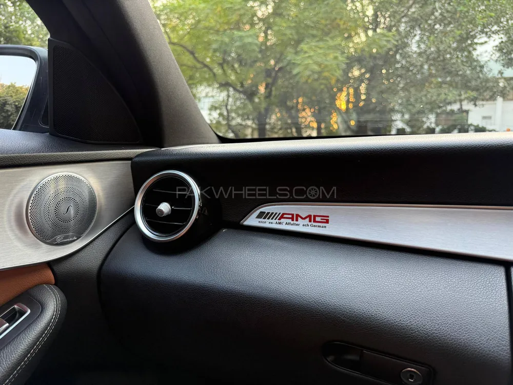 Mercedes Benz E Class 2021 for Sale in Islamabad Mercedes Benz E Class 2021 for Sale in Islamabad Image-16
