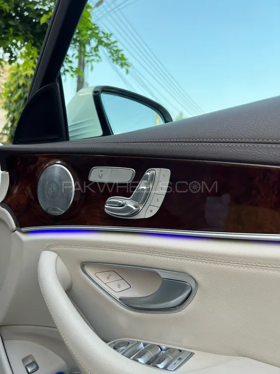 Mercedes Benz E Class 2017 for Sale in Lahore Mercedes Benz E Class 2017 for Sale in Lahore Image-12