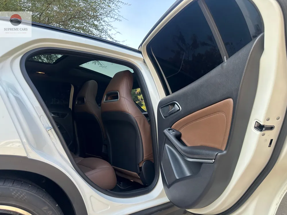 Mercedes Benz GLA Class 2015 for Sale in Karachi Mercedes Benz GLA Class 2015 for Sale in Karachi Image-17