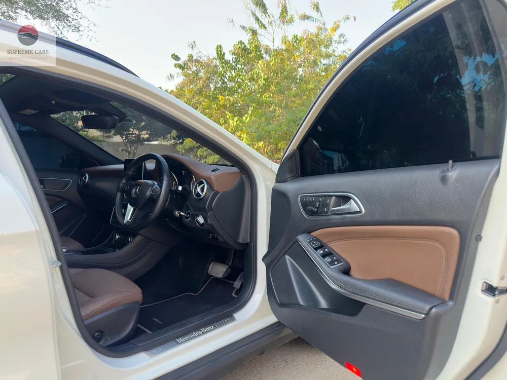 Mercedes Benz GLA Class 2015 for Sale in Karachi Mercedes Benz GLA Class 2015 for Sale in Karachi Image-15