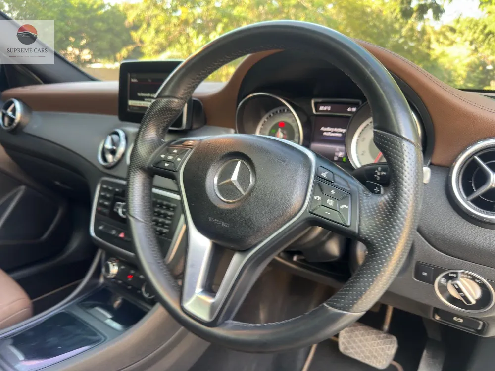 Mercedes Benz GLA Class 2015 for Sale in Karachi Mercedes Benz GLA Class 2015 for Sale in Karachi Image-23