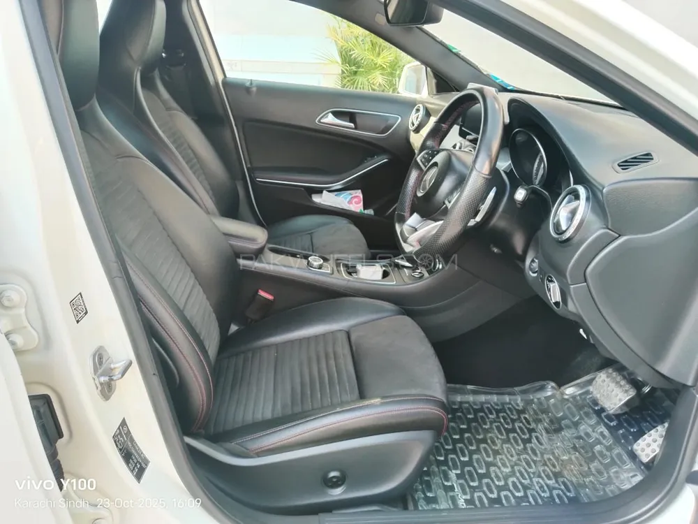 Mercedes Benz GLA Class 2016 for Sale in Karachi Mercedes Benz GLA Class 2016 for Sale in Karachi Image-6