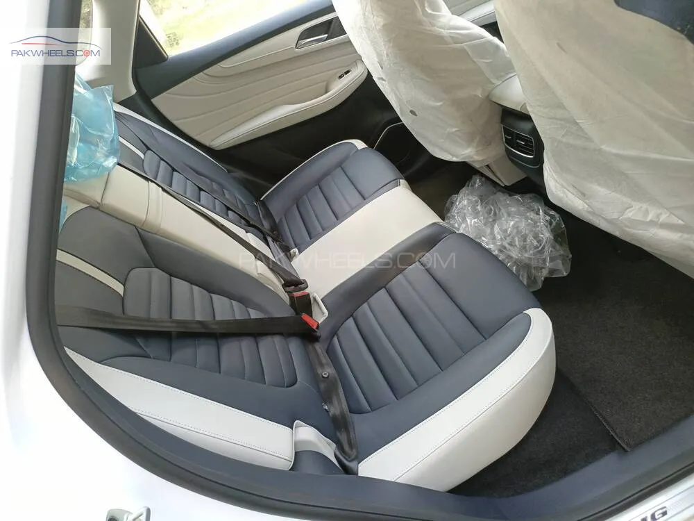MG HS 2025 for Sale in Faisalabad MG HS 2025 for Sale in Faisalabad Image-10