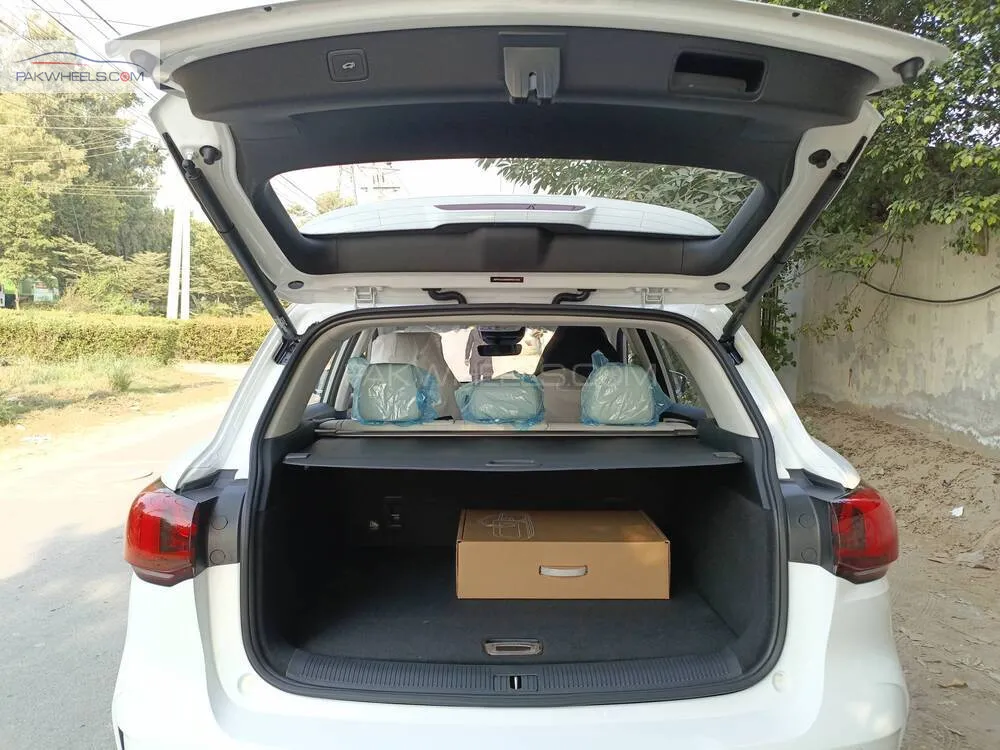 MG HS 2025 for Sale in Faisalabad MG HS 2025 for Sale in Faisalabad Image-11