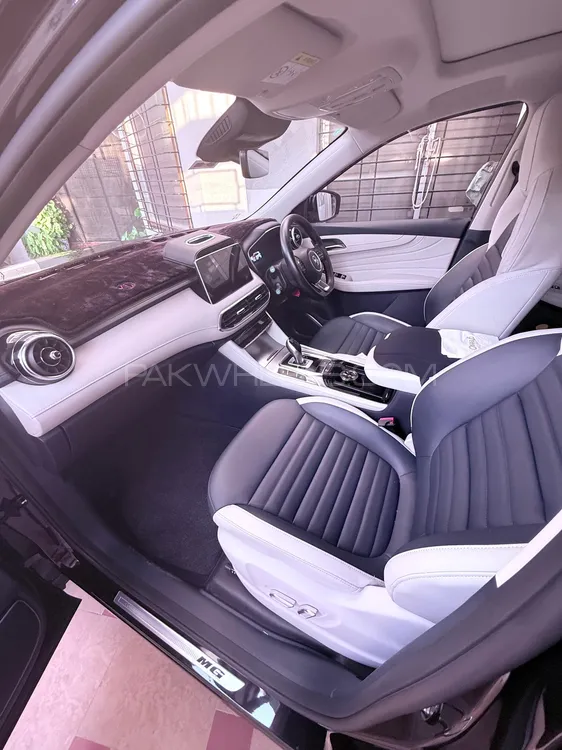 MG HS 2025 for Sale in Karachi MG HS 2025 for Sale in Karachi Image-6