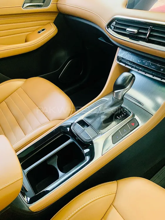 MG HS 2023 for Sale in Lahore MG HS 2023 for Sale in Lahore Image-12