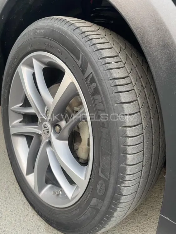 MG HS 2023 for Sale in Lahore MG HS 2023 for Sale in Lahore Image-11