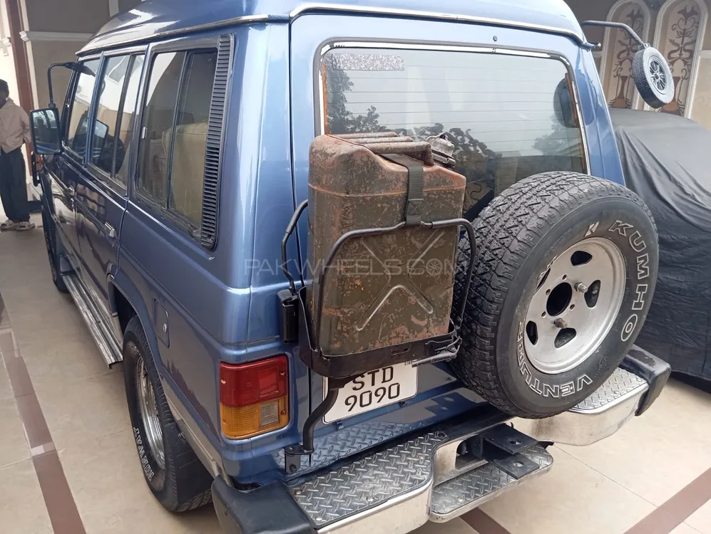 Mitsubishi Pajero 1990 for Sale in Lahore Mitsubishi Pajero 1990 for Sale in Lahore Image-5