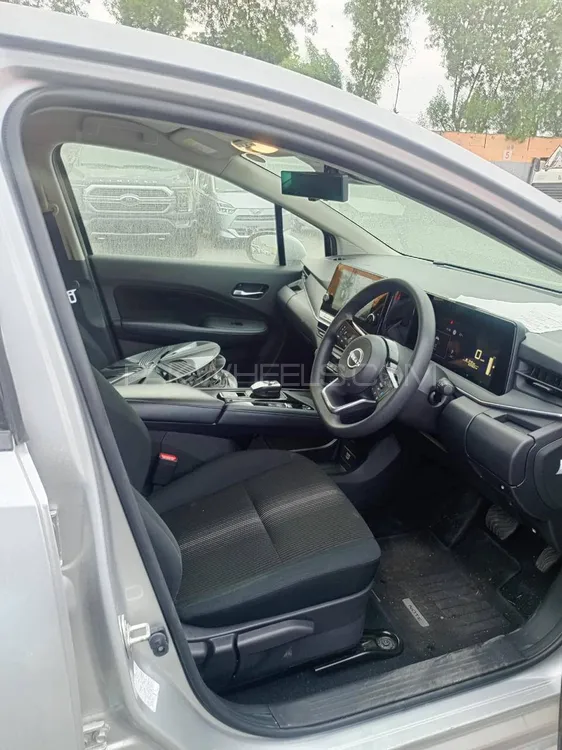 Nissan Note 2022 for Sale in Lahore Nissan Note 2022 for Sale in Lahore Image-13