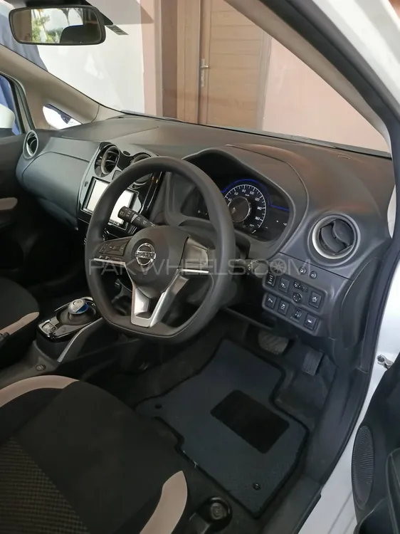 Nissan Note 2019 for Sale in Lahore Nissan Note 2019 for Sale in Lahore Image-4