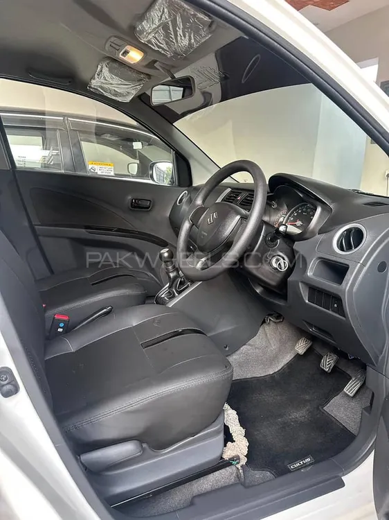 Suzuki Cultus 2023 for Sale in Faisalabad Suzuki Cultus 2023 for Sale in Faisalabad Image-6