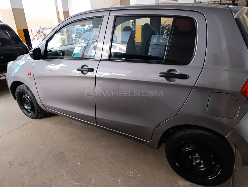 Suzuki Cultus 2017 for Sale in Karachi Suzuki Cultus 2017 for Sale in Karachi Image-3