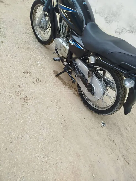Suzuki GS 150 2013 for Sale Suzuki GS 150 2013 for Sale Image-2