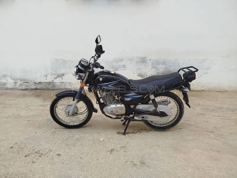 Suzuki GS 150 2013 for Sale Suzuki GS 150 2013 for Sale Image-3