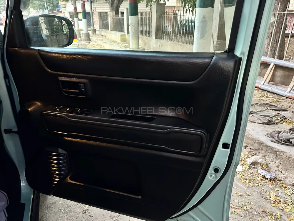 Suzuki Hustler 2021 for Sale in Karachi Suzuki Hustler 2021 for Sale in Karachi Image-8