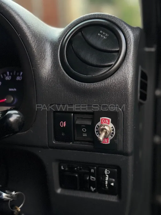 Suzuki Jimny 2012 for Sale in Lahore Suzuki Jimny 2012 for Sale in Lahore Image-17