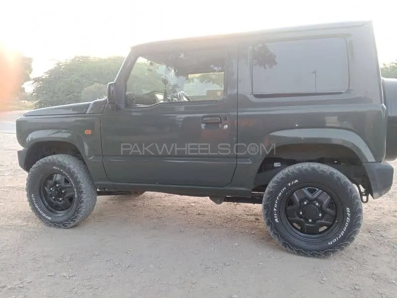 Suzuki Jimny 2019 for Sale in Karachi Suzuki Jimny 2019 for Sale in Karachi Image-2