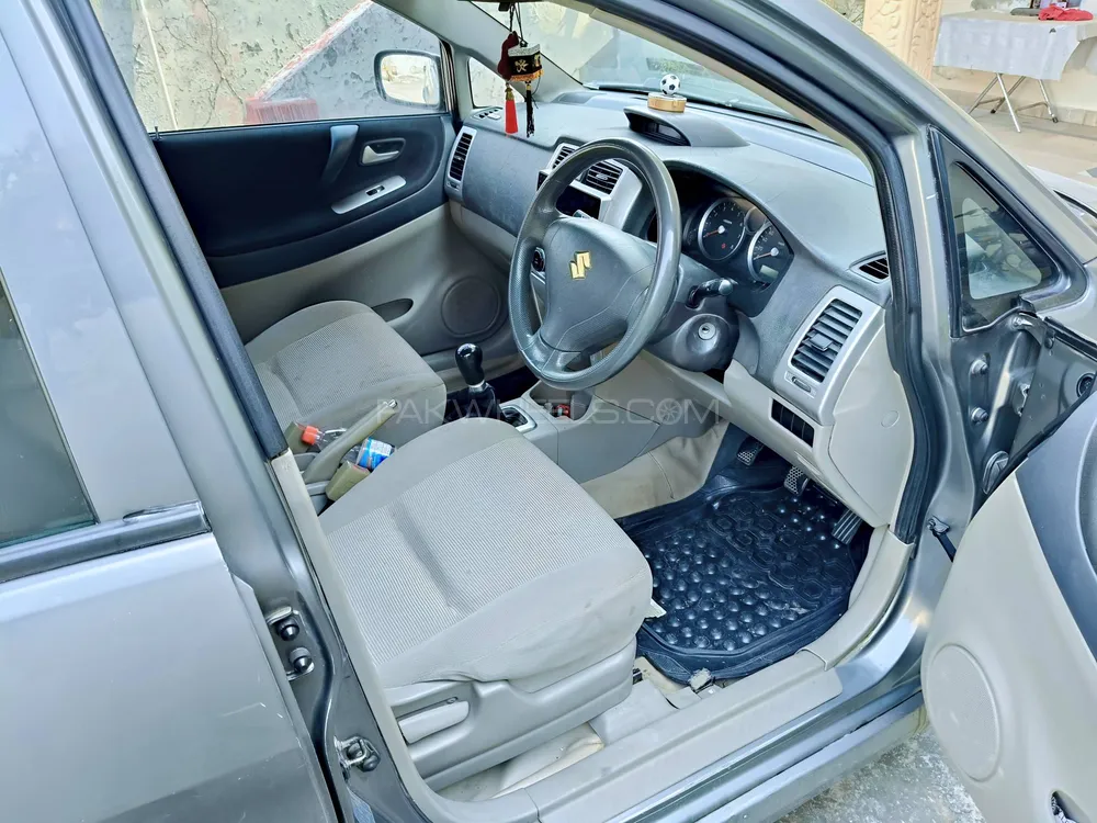 Suzuki Liana 2013 for Sale in Rawalpindi Suzuki Liana 2013 for Sale in Rawalpindi Image-4