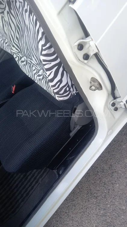 Suzuki Mehran 2008 for Sale in Rawalpindi Suzuki Mehran 2008 for Sale in Rawalpindi Image-11