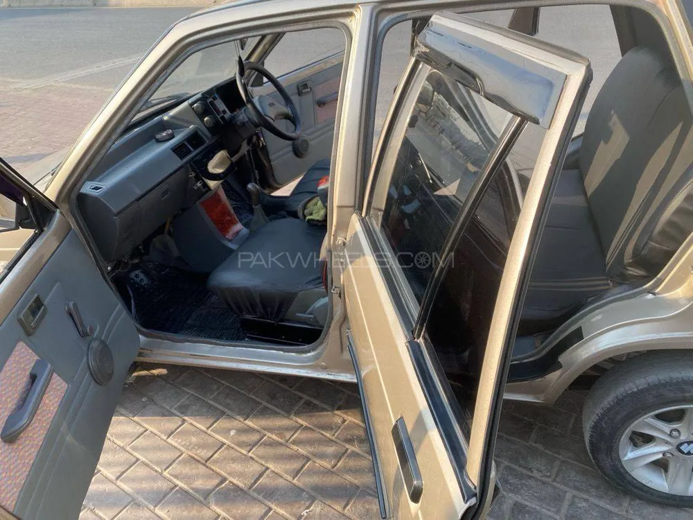 Suzuki Mehran 2016 for Sale in Lahore Suzuki Mehran 2016 for Sale in Lahore Image-8