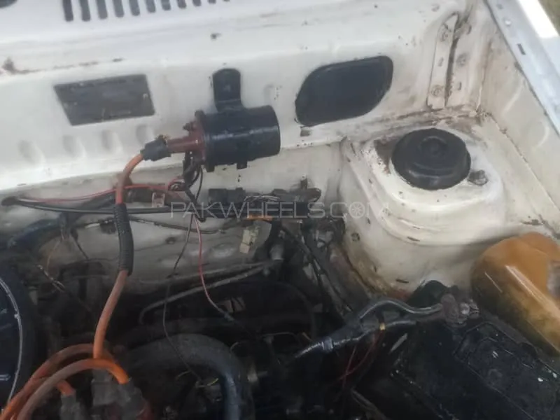 Suzuki Mehran 2005 for Sale in Karachi Suzuki Mehran 2005 for Sale in Karachi Image-4