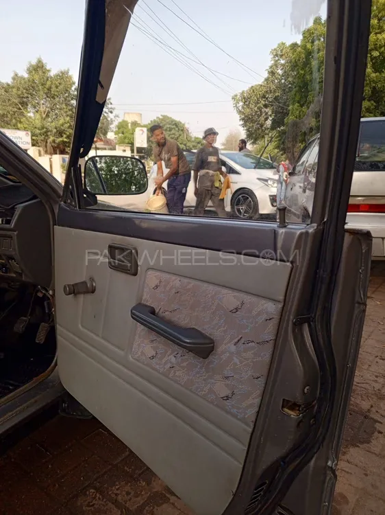 Suzuki Mehran 2012 for Sale in Karachi Suzuki Mehran 2012 for Sale in Karachi Image-3
