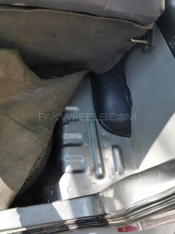 Suzuki Mehran 2014 for Sale in Islamabad Suzuki Mehran 2014 for Sale in Islamabad Image-12