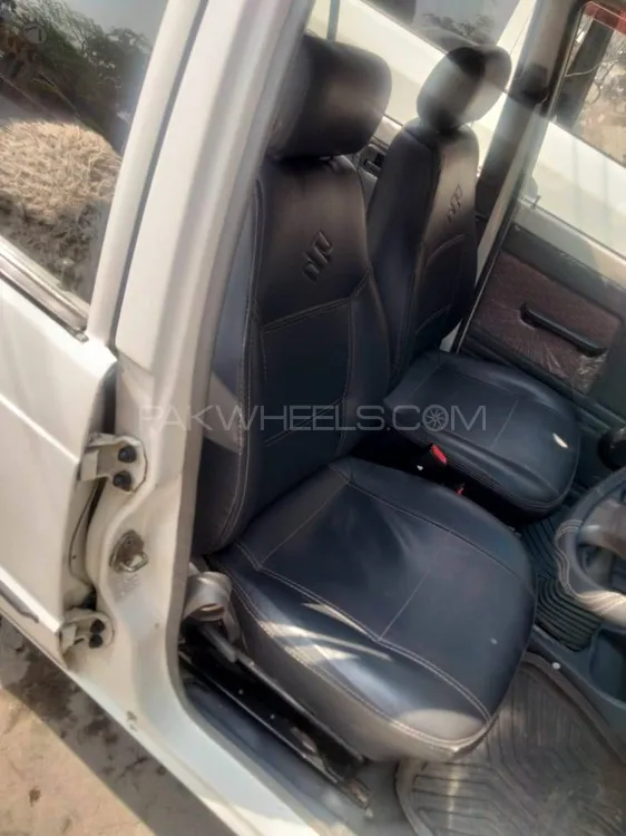 Suzuki Mehran 2015 for Sale in Lahore Suzuki Mehran 2015 for Sale in Lahore Image-8