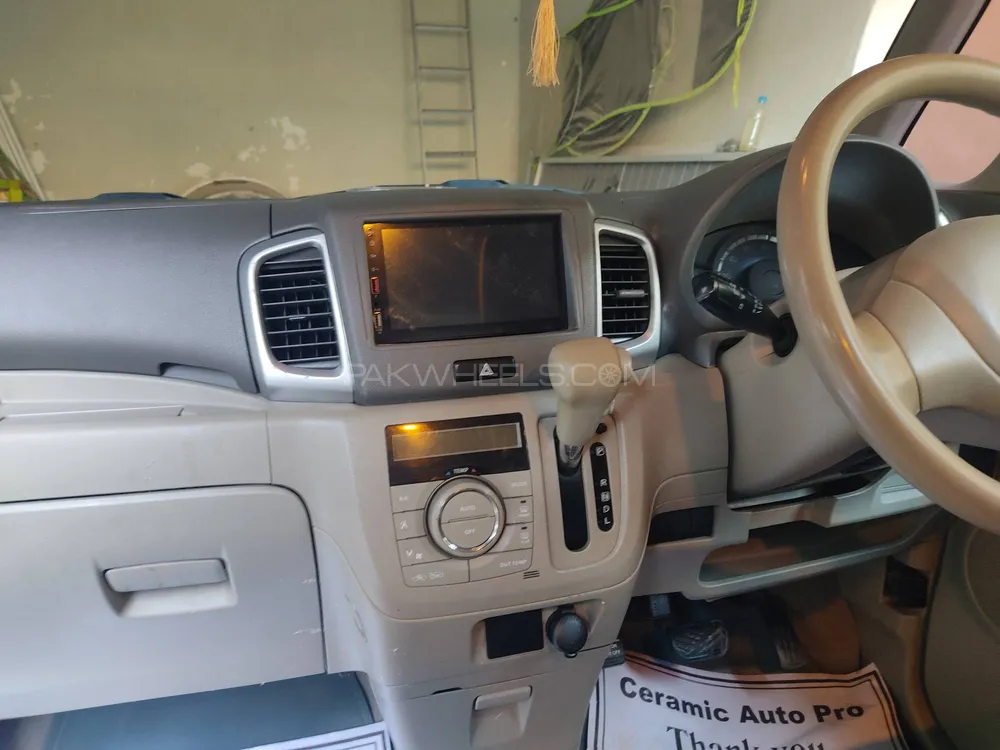 Suzuki Spacia 2013 for Sale in Peshawar Suzuki Spacia 2013 for Sale in Peshawar Image-10