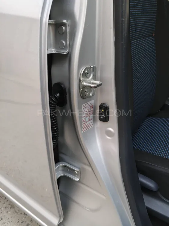 Suzuki Swift 2015 for Sale in Rawalpindi Suzuki Swift 2015 for Sale in Rawalpindi Image-15