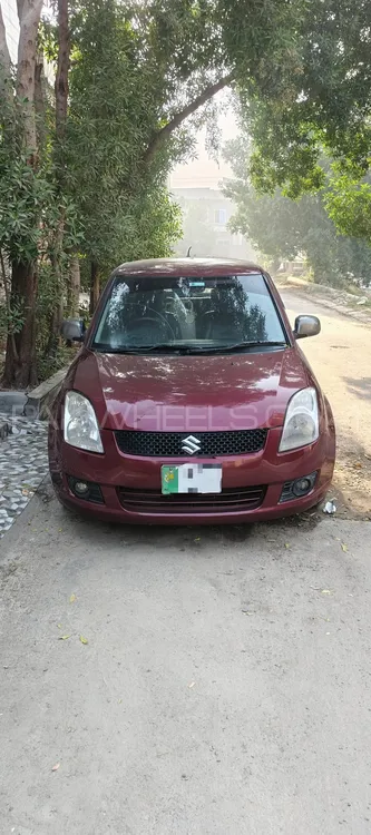 Suzuki Swift 2011 for Sale in Faisalabad Suzuki Swift 2011 for Sale in Faisalabad Image-2