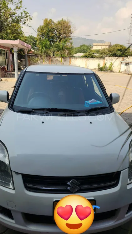 Suzuki Swift 2015 for Sale in Abbottabad Suzuki Swift 2015 for Sale in Abbottabad Image-2