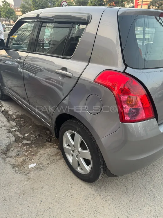 Suzuki Swift 2017 for Sale in Lahore Suzuki Swift 2017 for Sale in Lahore Image-4