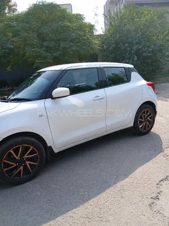 Suzuki Swift 2023 for Sale in Faisalabad Suzuki Swift 2023 for Sale in Faisalabad Image-9