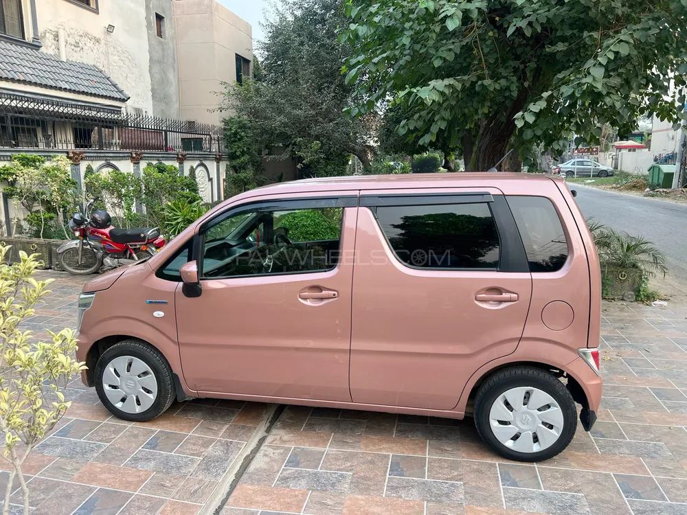 Suzuki Wagon R 2023 for Sale in Lahore Suzuki Wagon R 2023 for Sale in Lahore Image-9