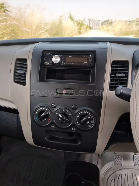 Suzuki Wagon R 2014 for Sale in Islamabad Suzuki Wagon R 2014 for Sale in Islamabad Image-6