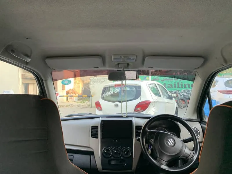 Suzuki Wagon R 2017 for Sale in Sialkot Suzuki Wagon R 2017 for Sale in Sialkot Image-2