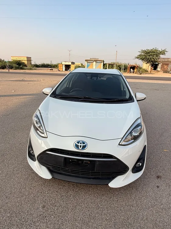 Toyota Aqua 2017 for Sale in Karachi Toyota Aqua 2017 for Sale in Karachi Image-1