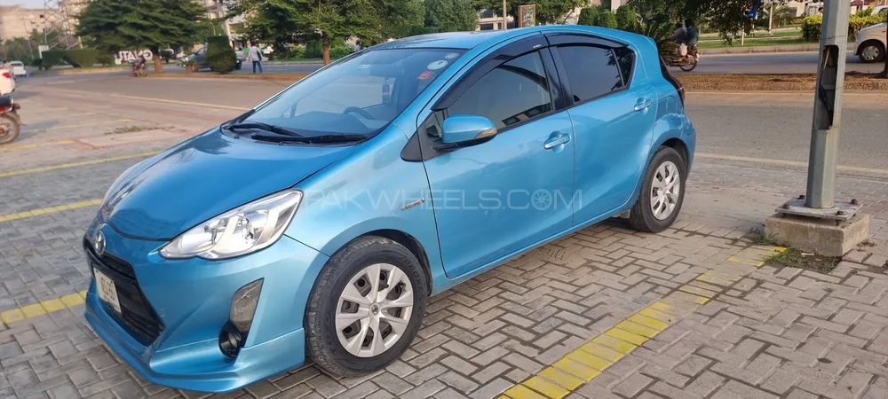 Toyota Aqua 2013 for Sale in Lahore Toyota Aqua 2013 for Sale in Lahore Image-5
